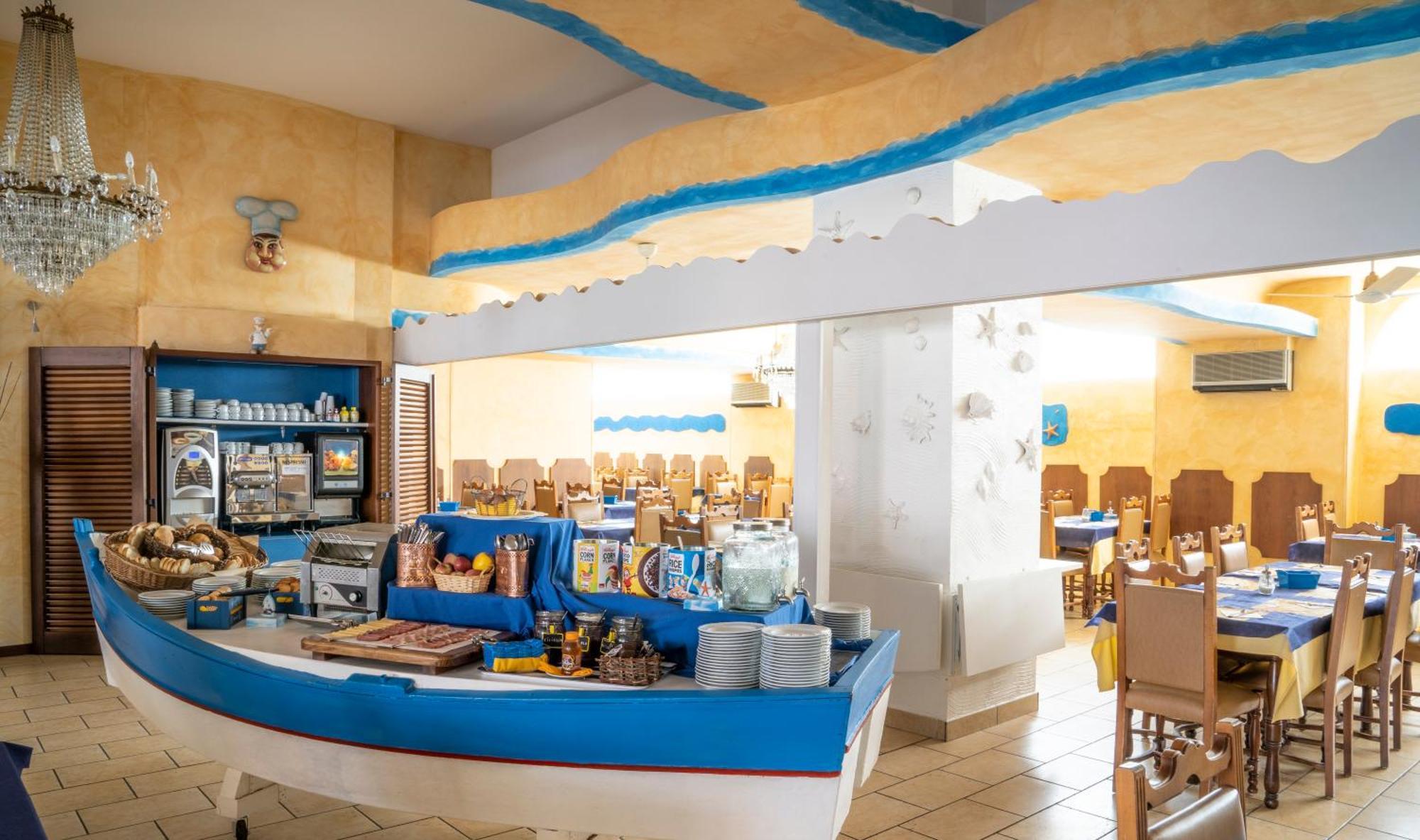 Hotel Giorgetti Orange بيلاريا-إيجيا مارينا المظهر الخارجي الصورة