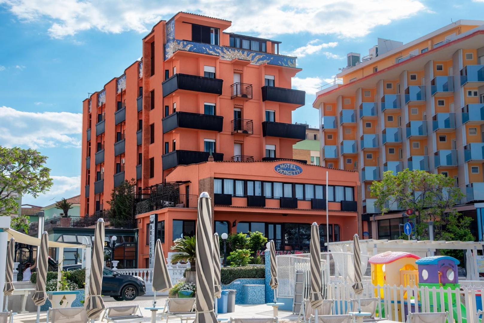 Hotel Giorgetti Orange بيلاريا-إيجيا مارينا المظهر الخارجي الصورة