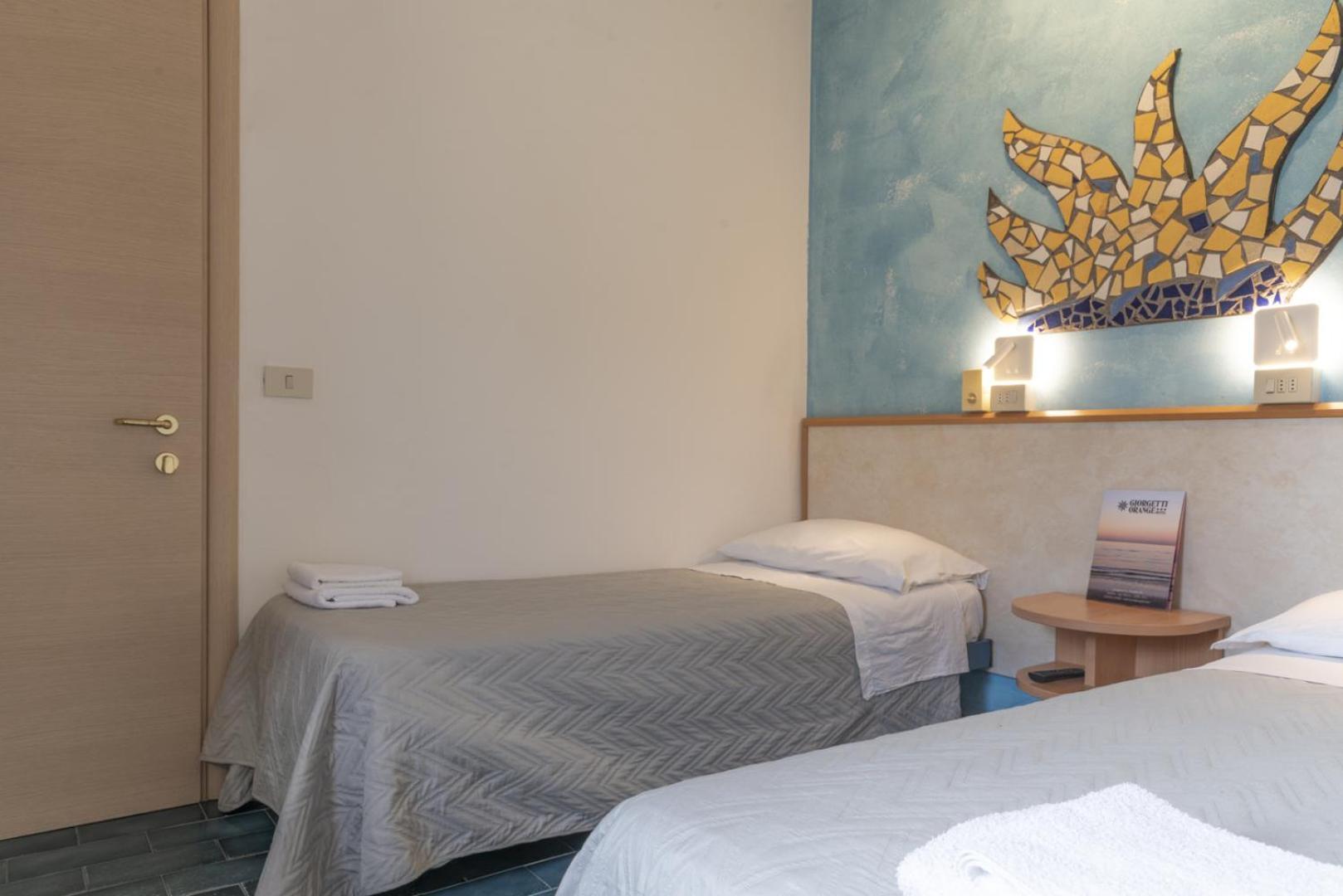 Hotel Giorgetti Orange بيلاريا-إيجيا مارينا المظهر الخارجي الصورة